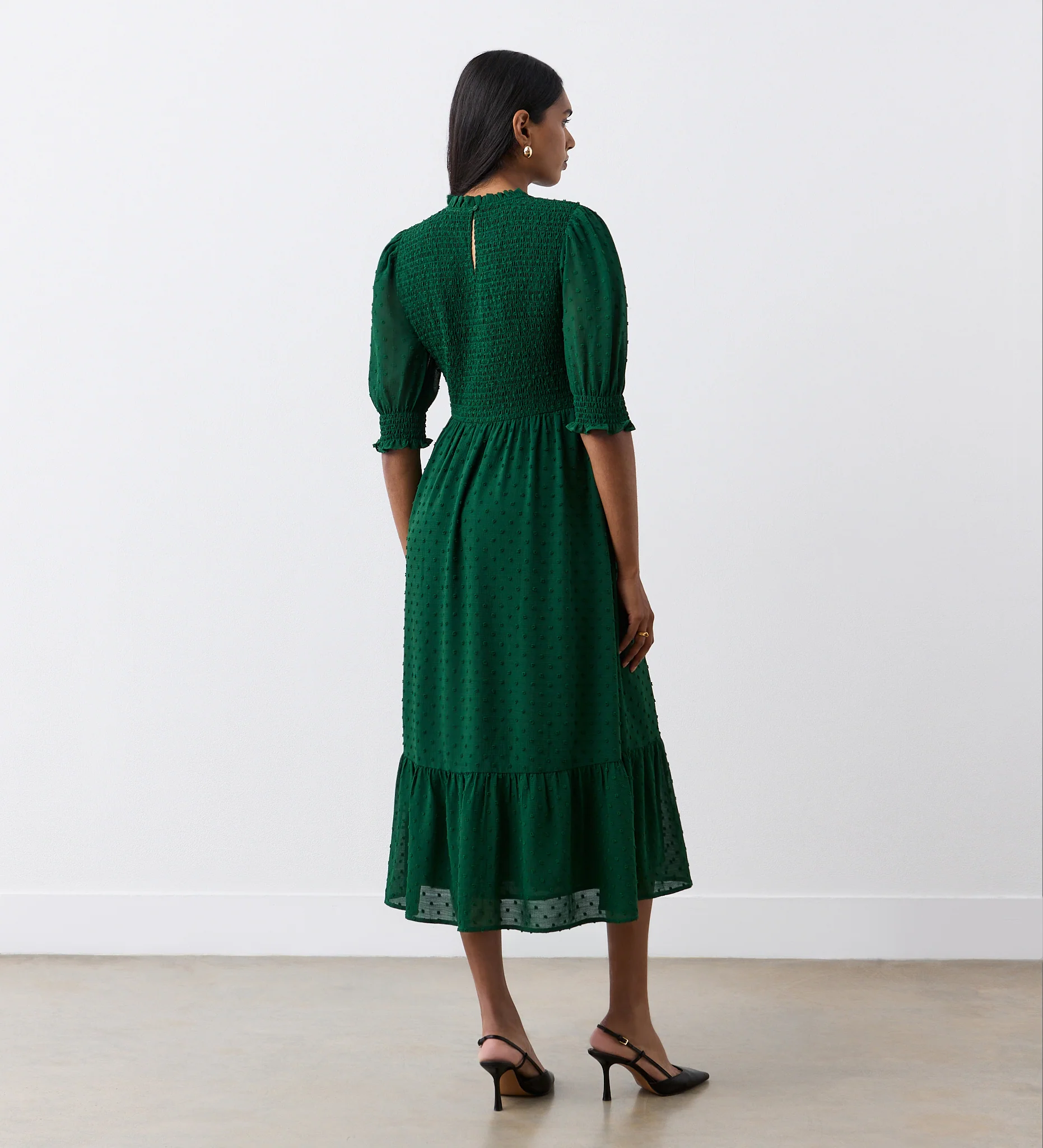 Amelia Dark Green Georgette Midi Dress - Image 4