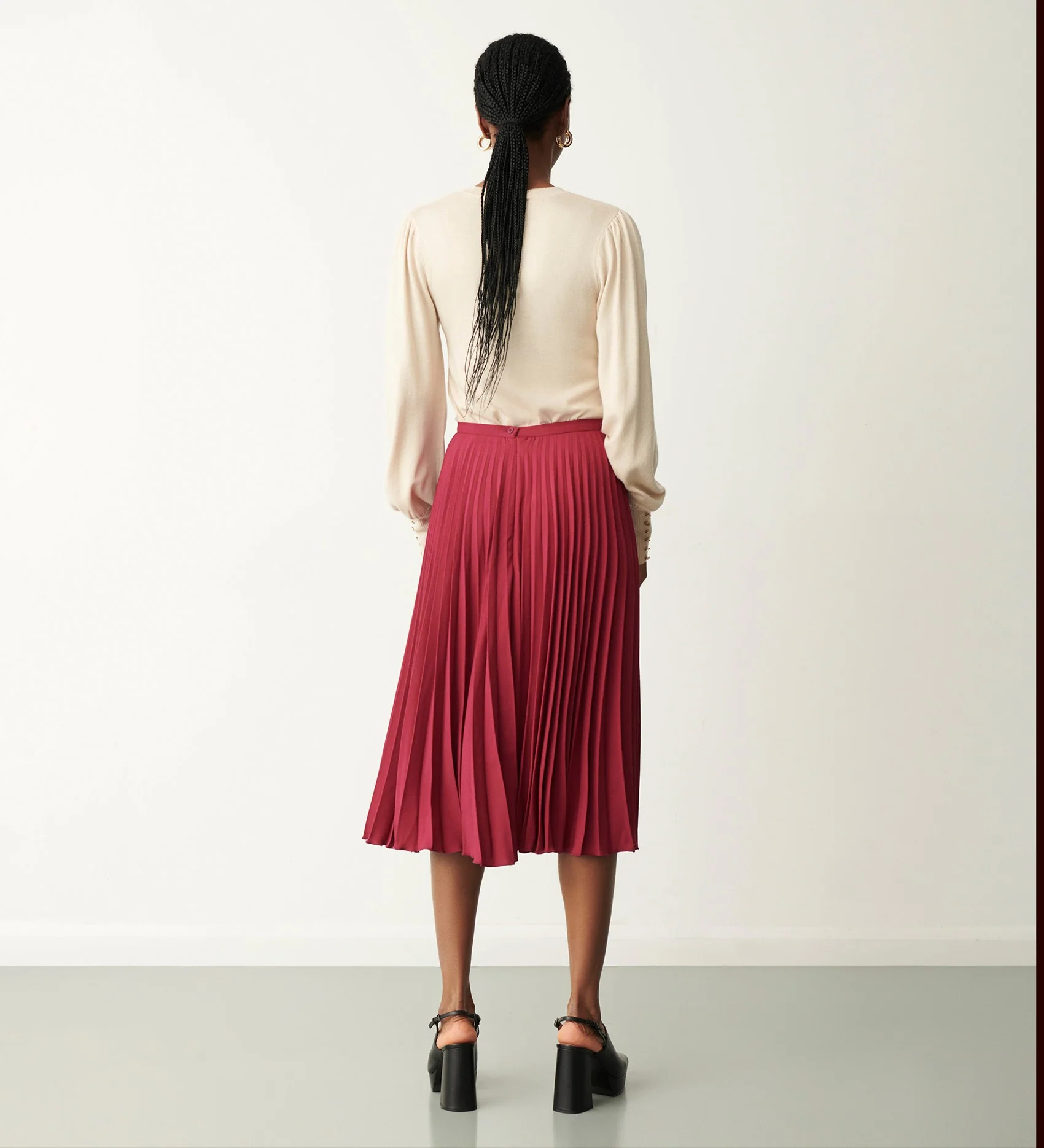 Avery Ivory Knitted Crew Jumper - Image 4