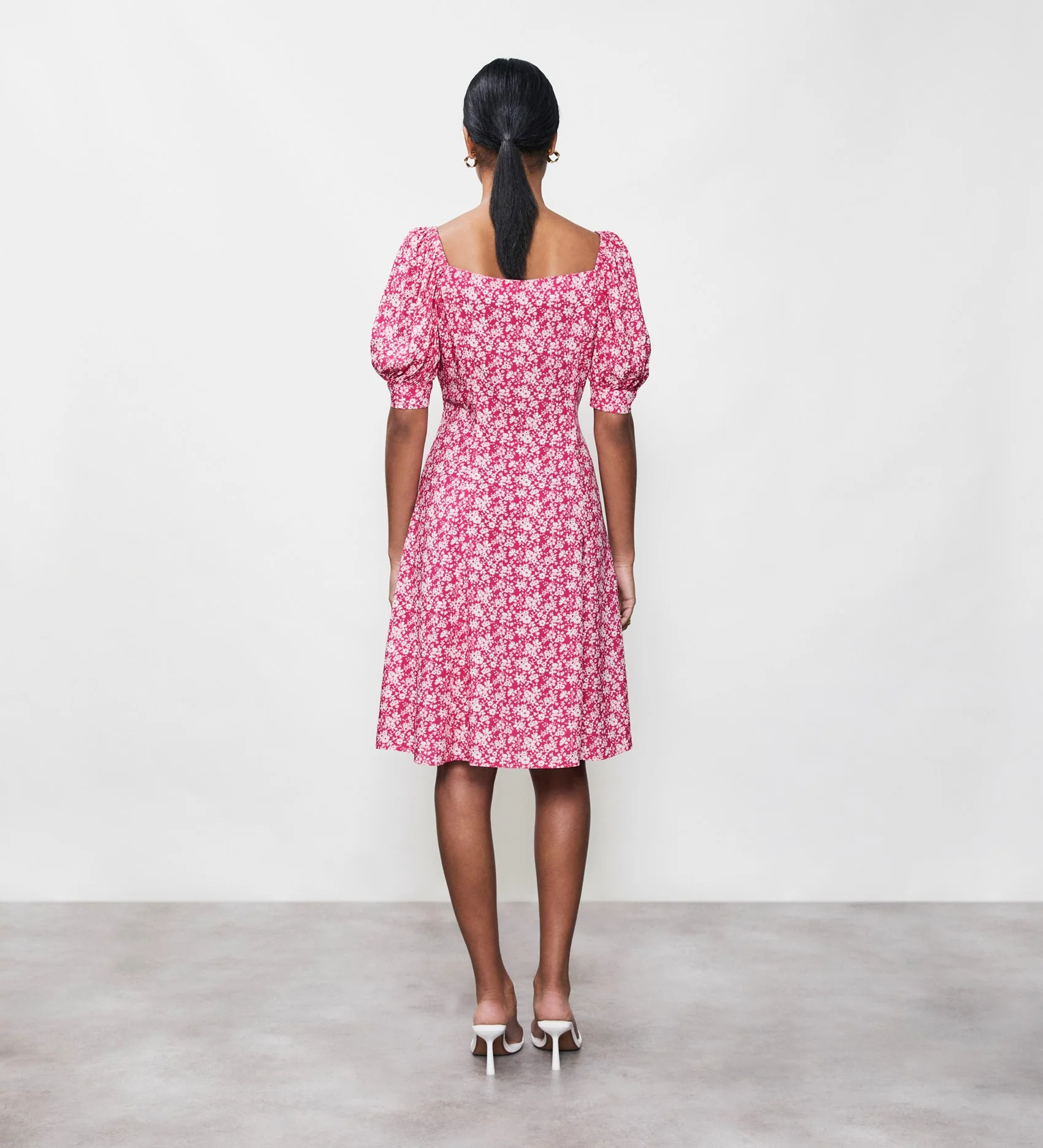 Bayan Pink Floral Midi Dress - Image 4