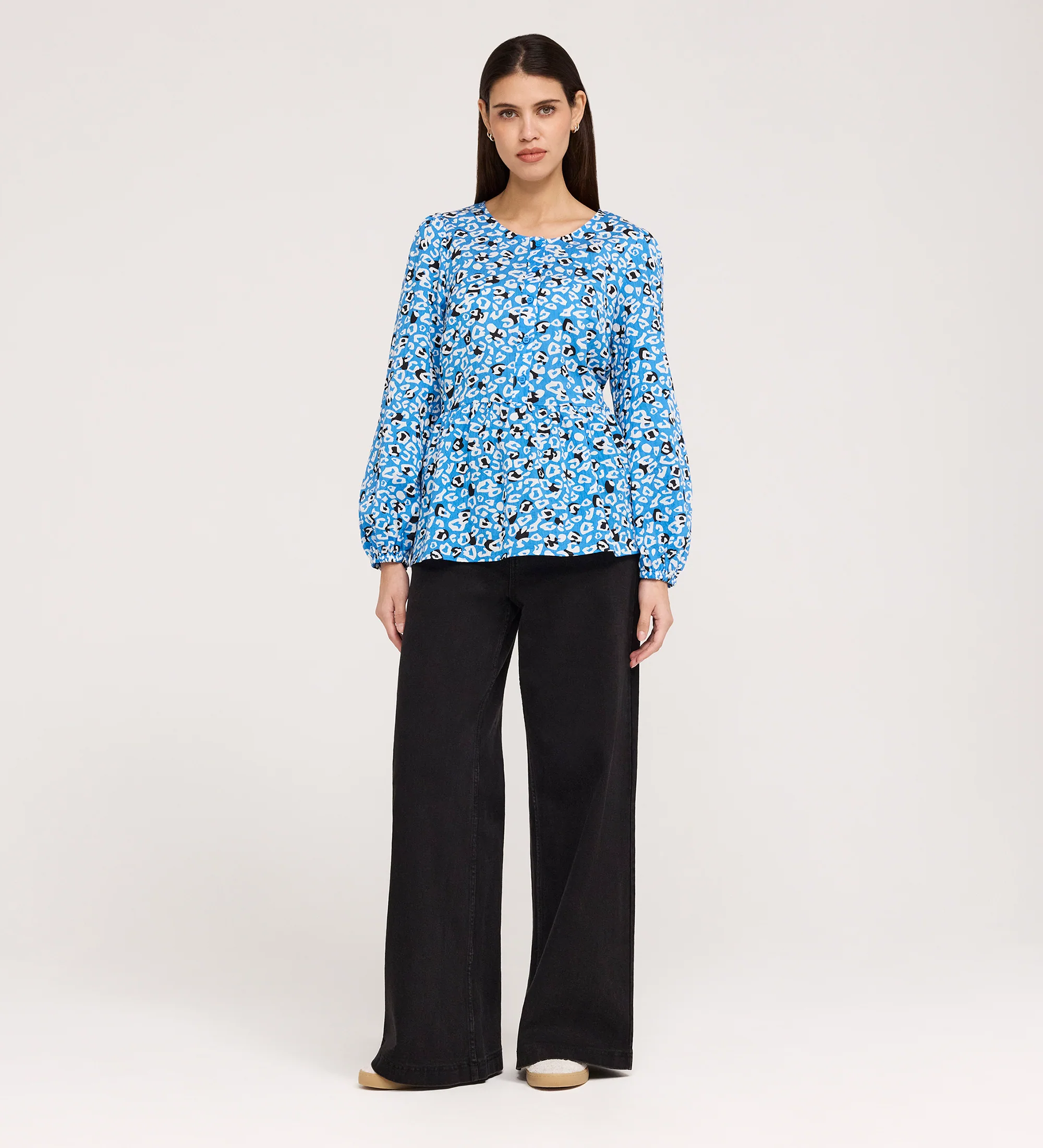 Bel Blue Leopard Cotton Blouse - Image 4