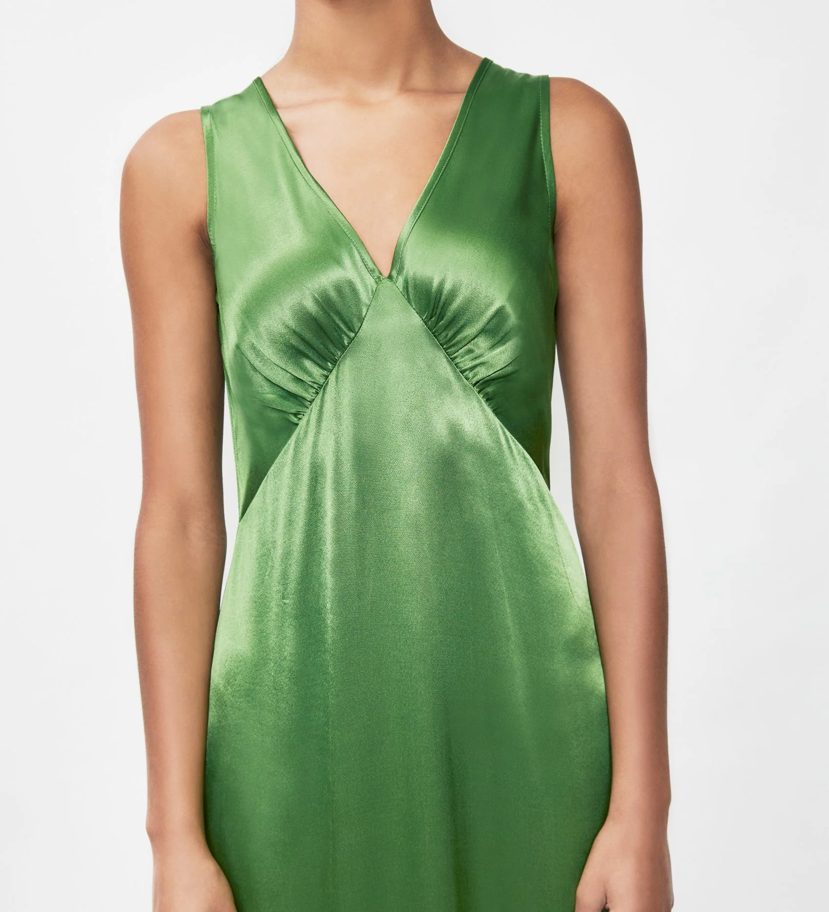Darcy Green Satin Midi Dress - Image 2