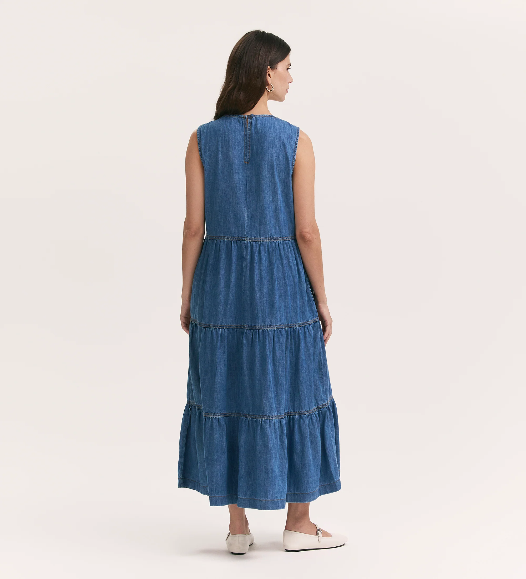 Essie Mid Blue Denim Sleeveless Midi Tiered Dress - Image 4