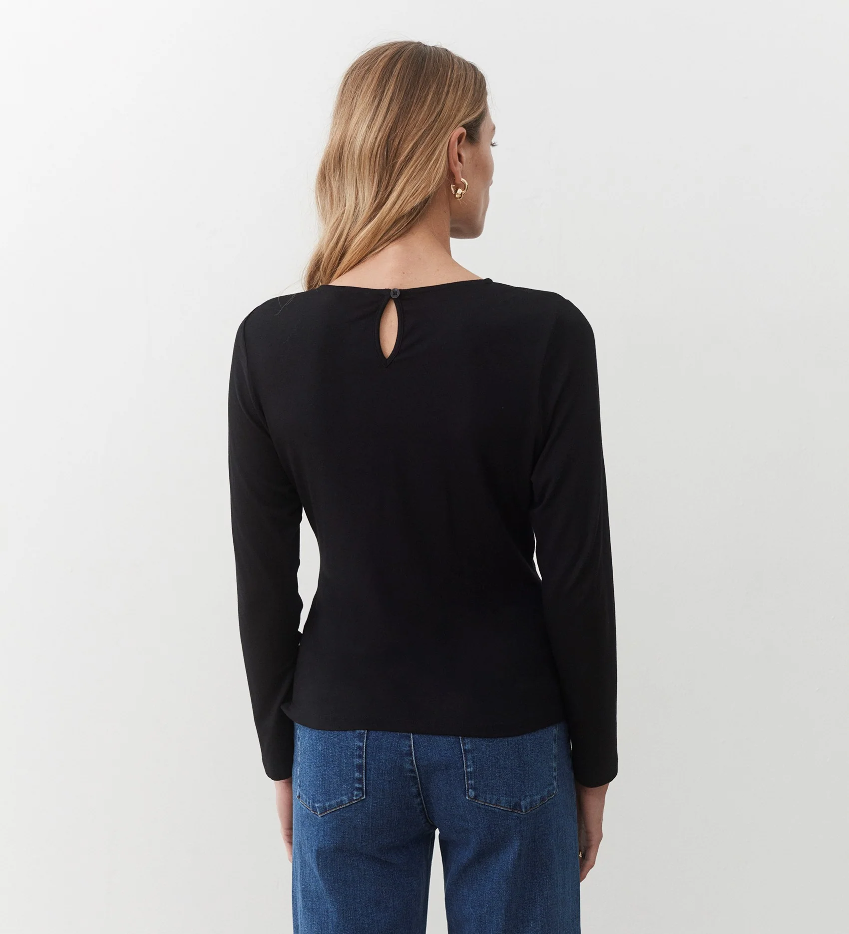 Ingrid Black Twist Long Sleeve Top - Image 4
