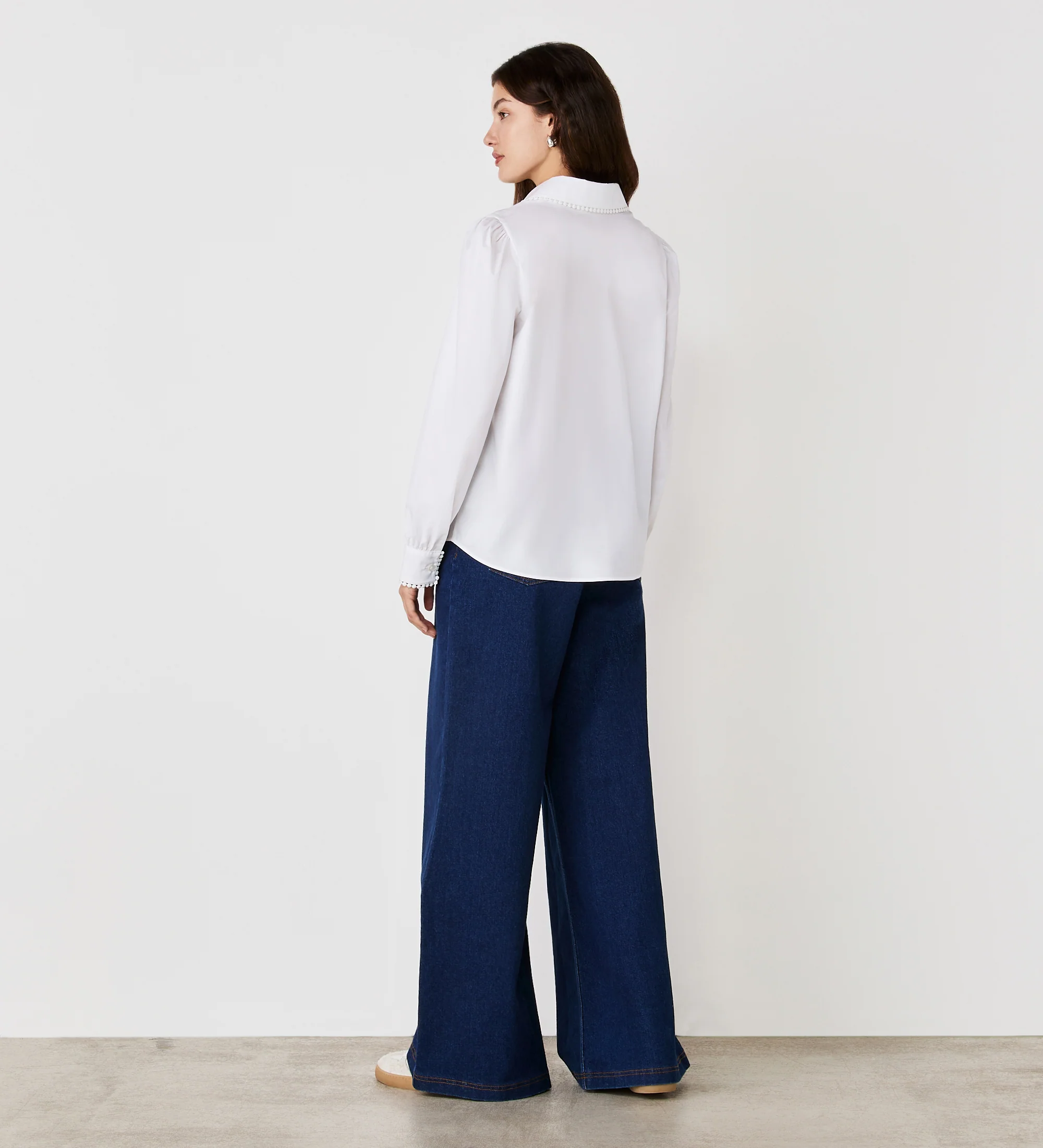 Judith White Cotton Rich Shirt - Image 4