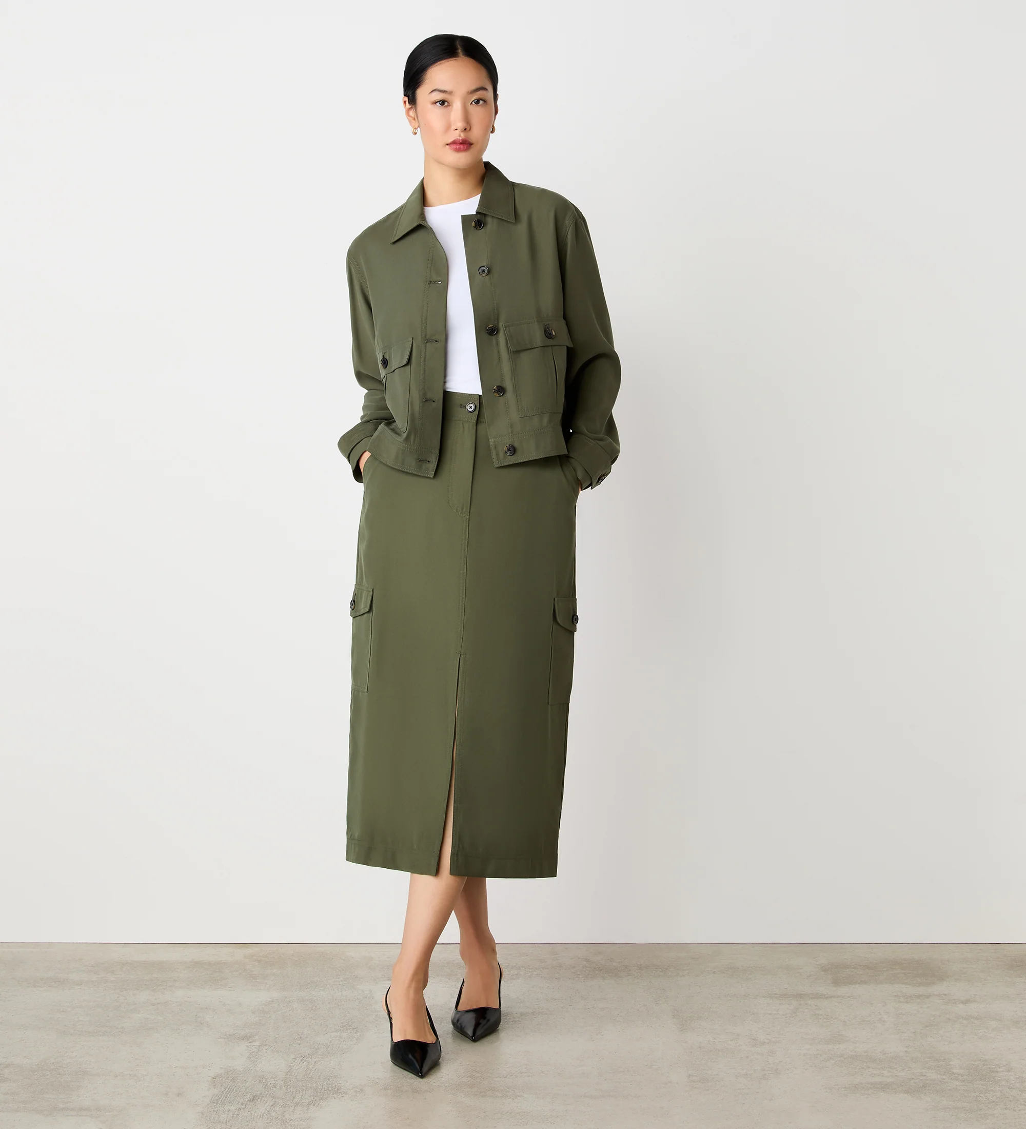 Juliette Khaki Cargo Midi Skirt - Image 3