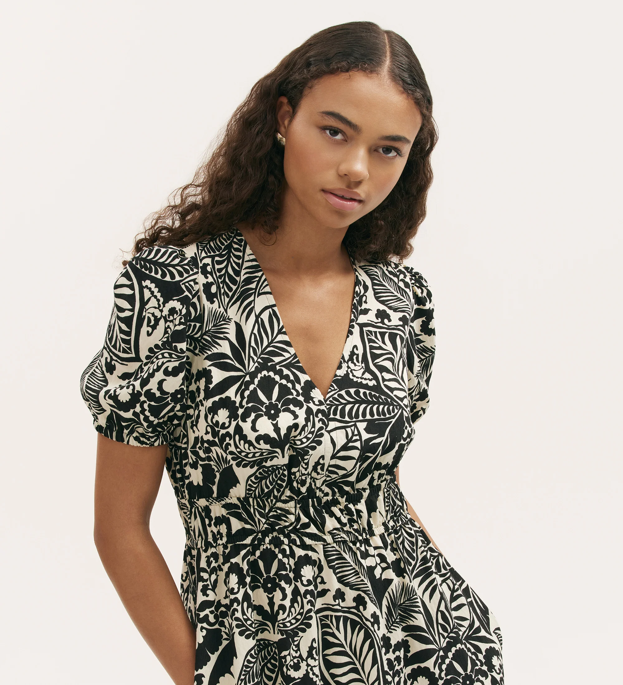 Katerina Black Border Leaf Midi Smock Dress - Image 3