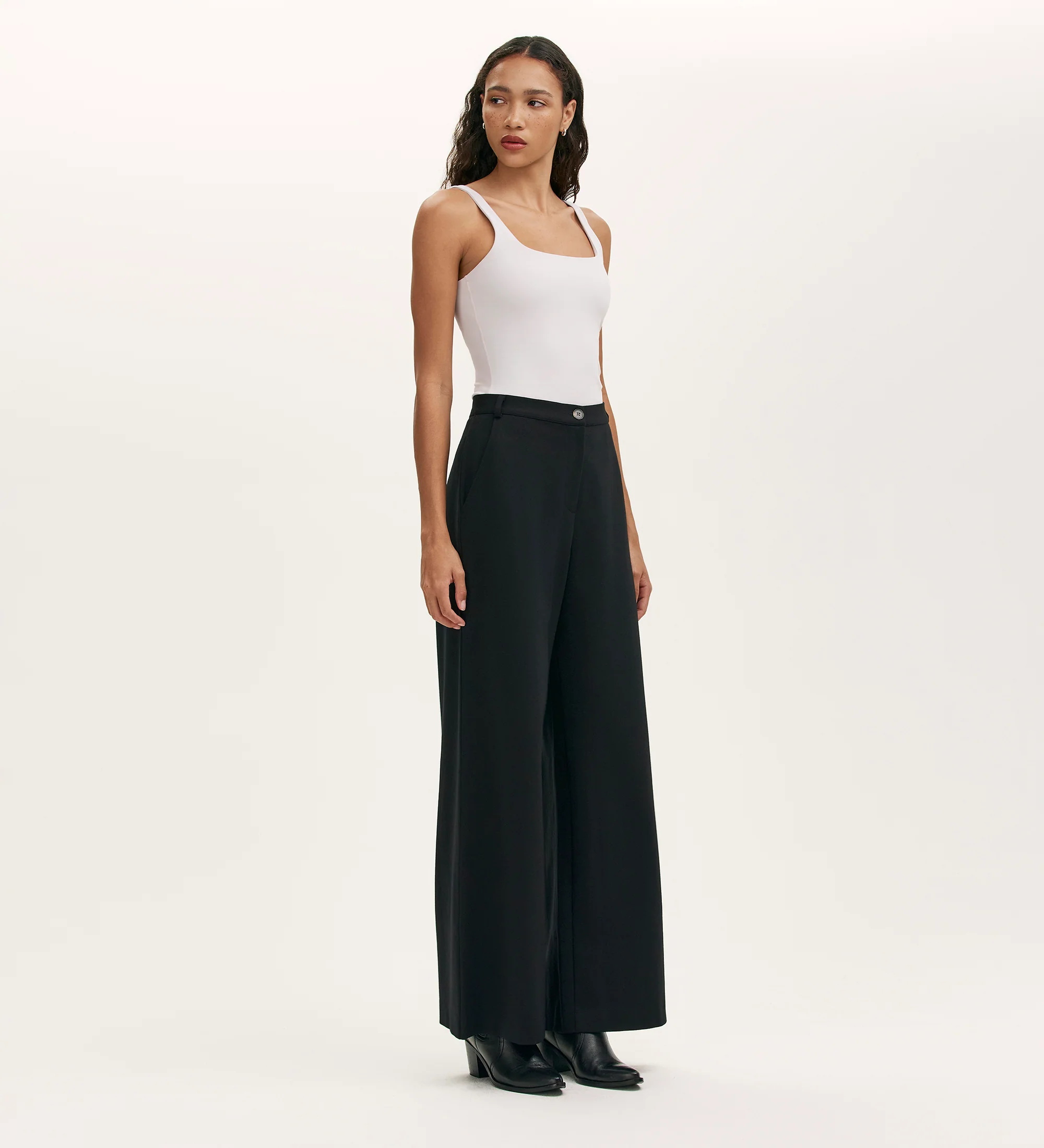 Marissa Black Wide Leg Trousers - Image 3
