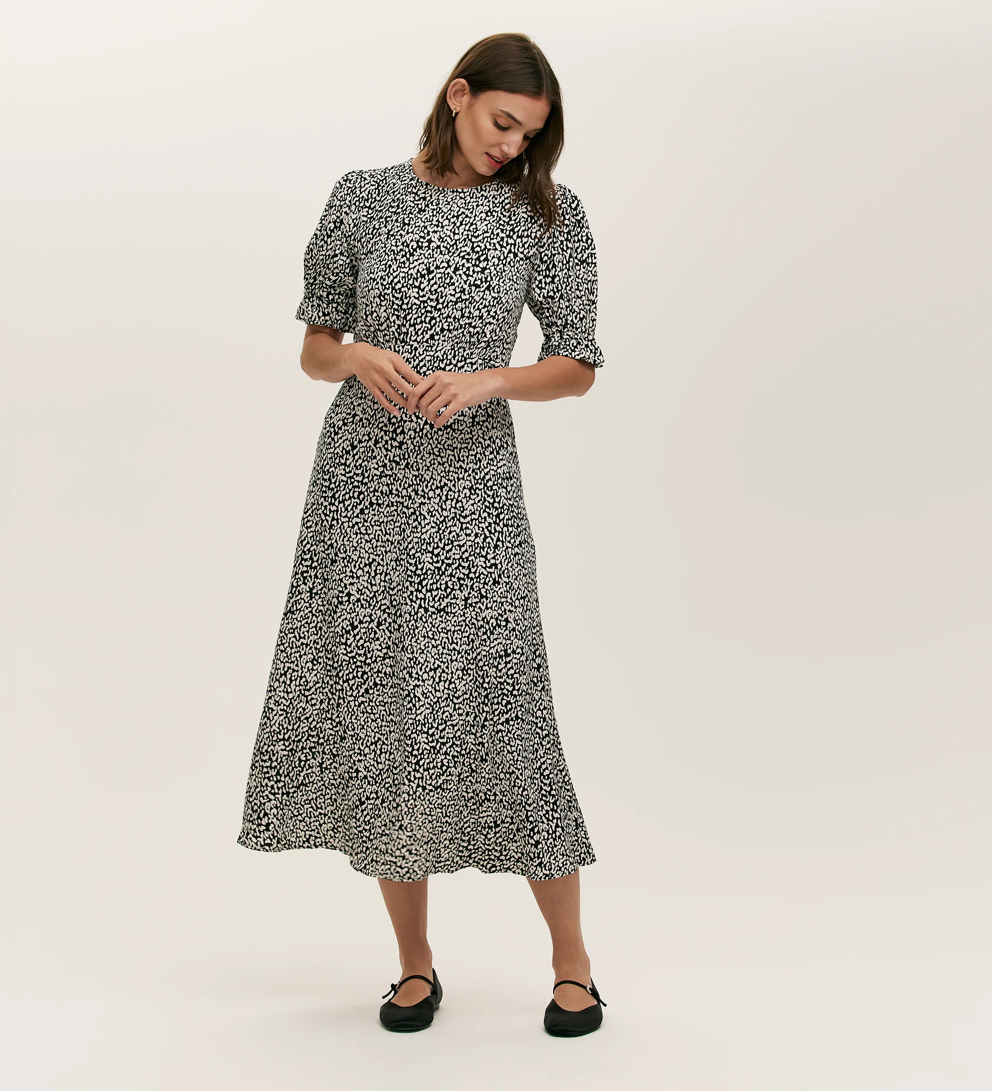 Mela Black Leopard Crepe Midi Tea Dress - Image 4