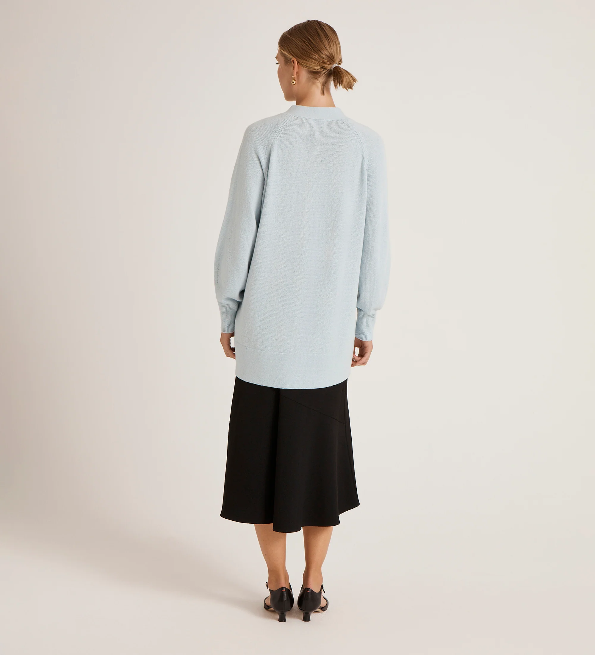 Mila Light Blue Knitted Cardigan - Image 5