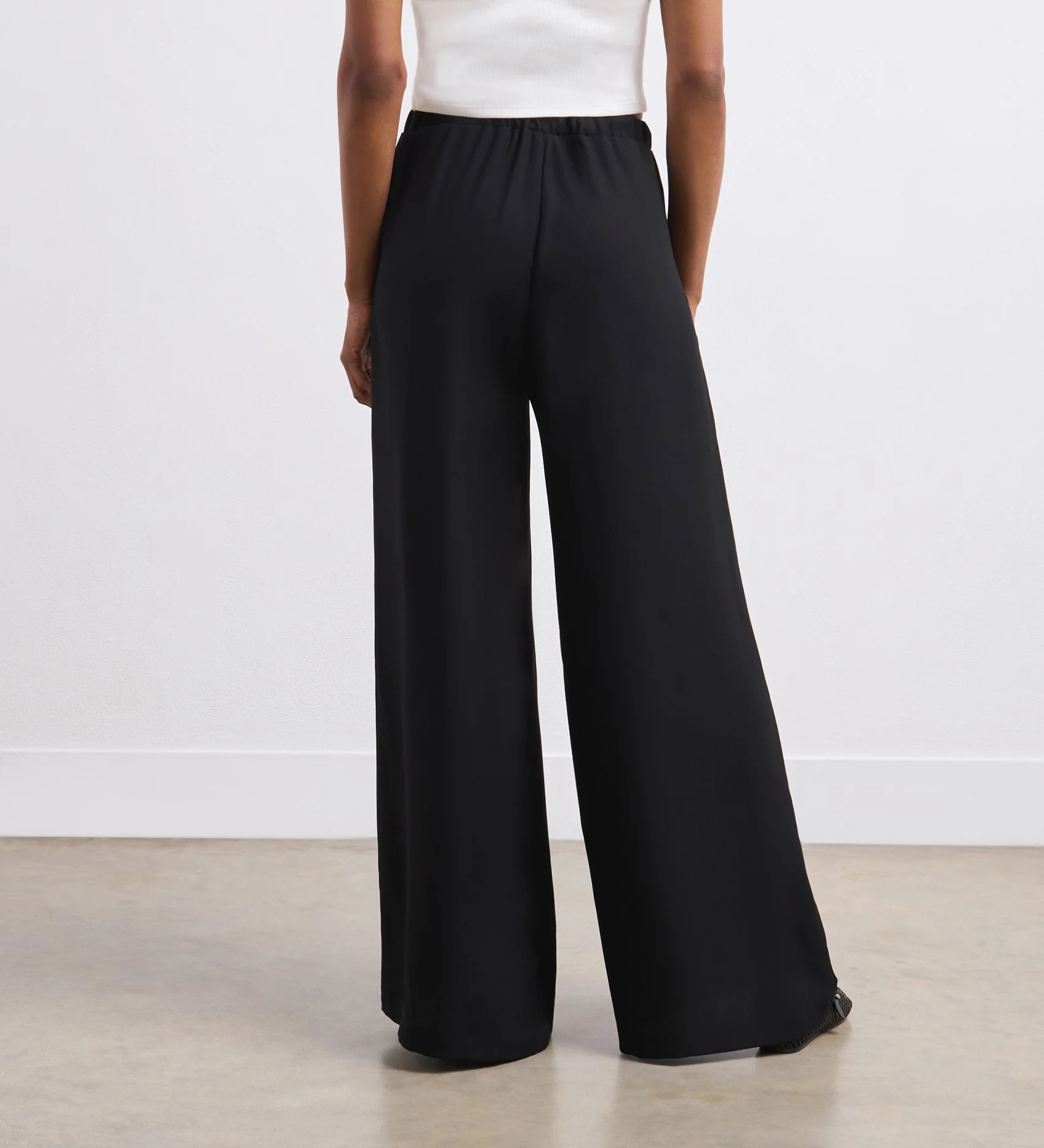 Nat Black Trousers - Image 4
