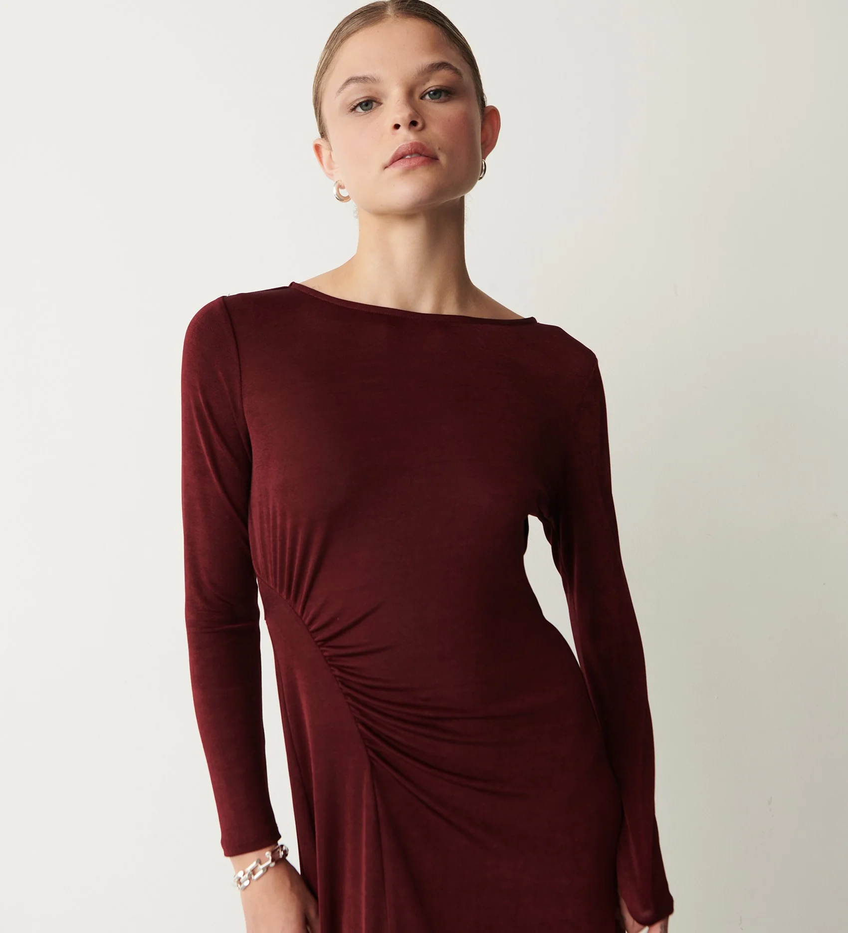 Nyra Bordeaux Jersey Midi Dress - Image 4