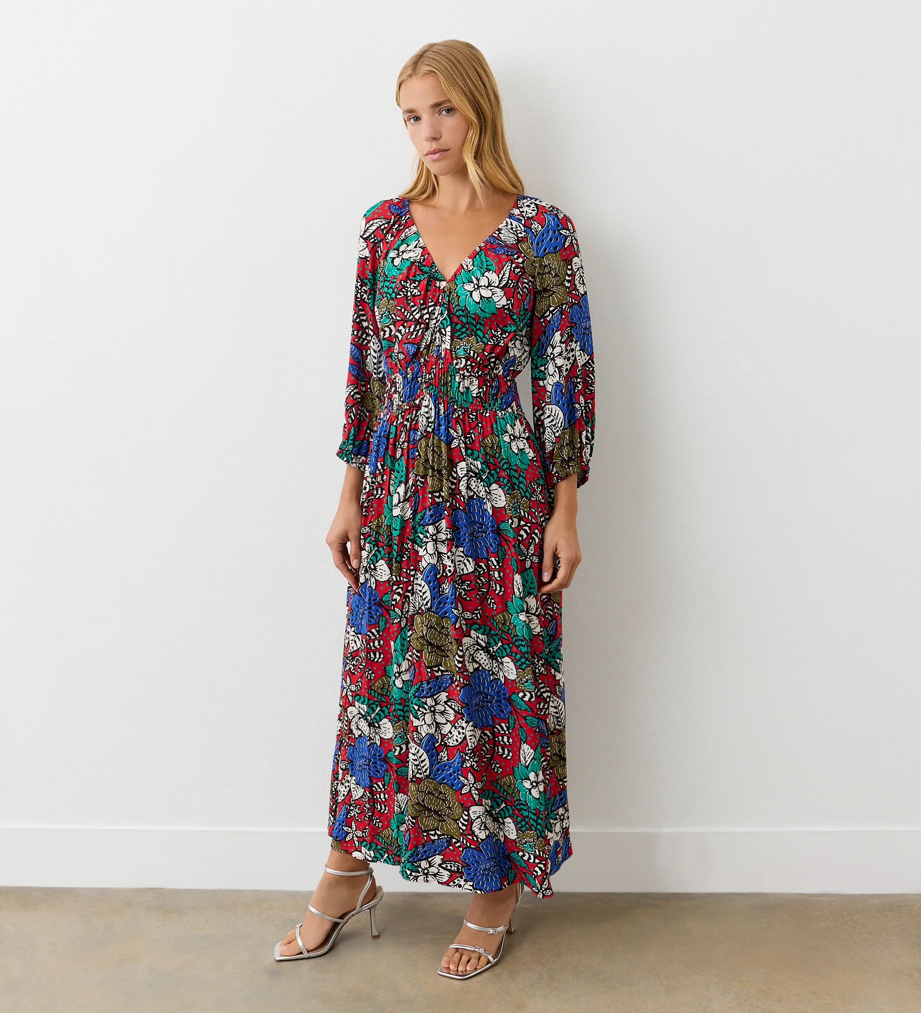 Piper Red Floral Crepe Midi Tea Dress - Image 3