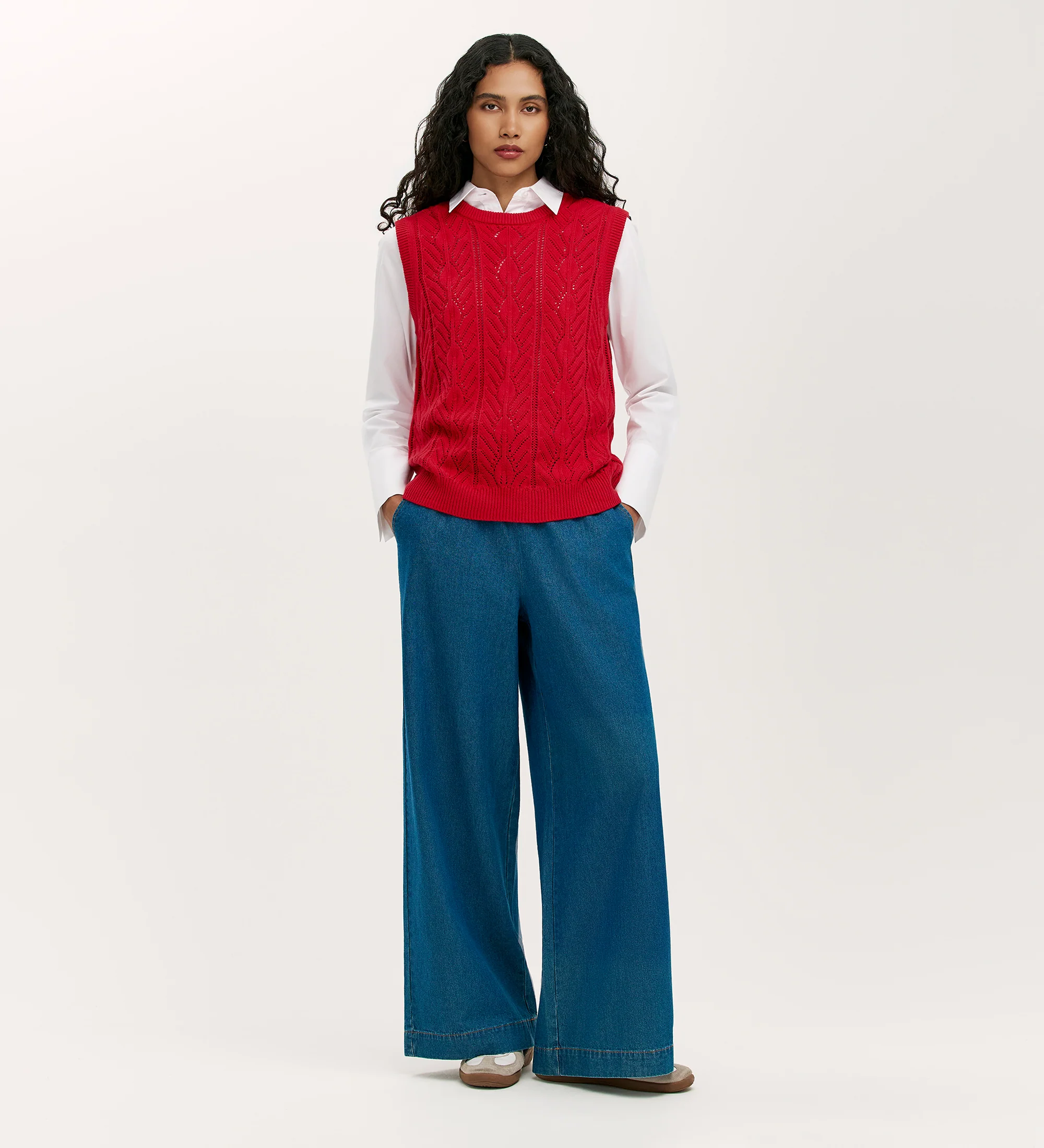 Prim Red Knitted Vest - Image 2
