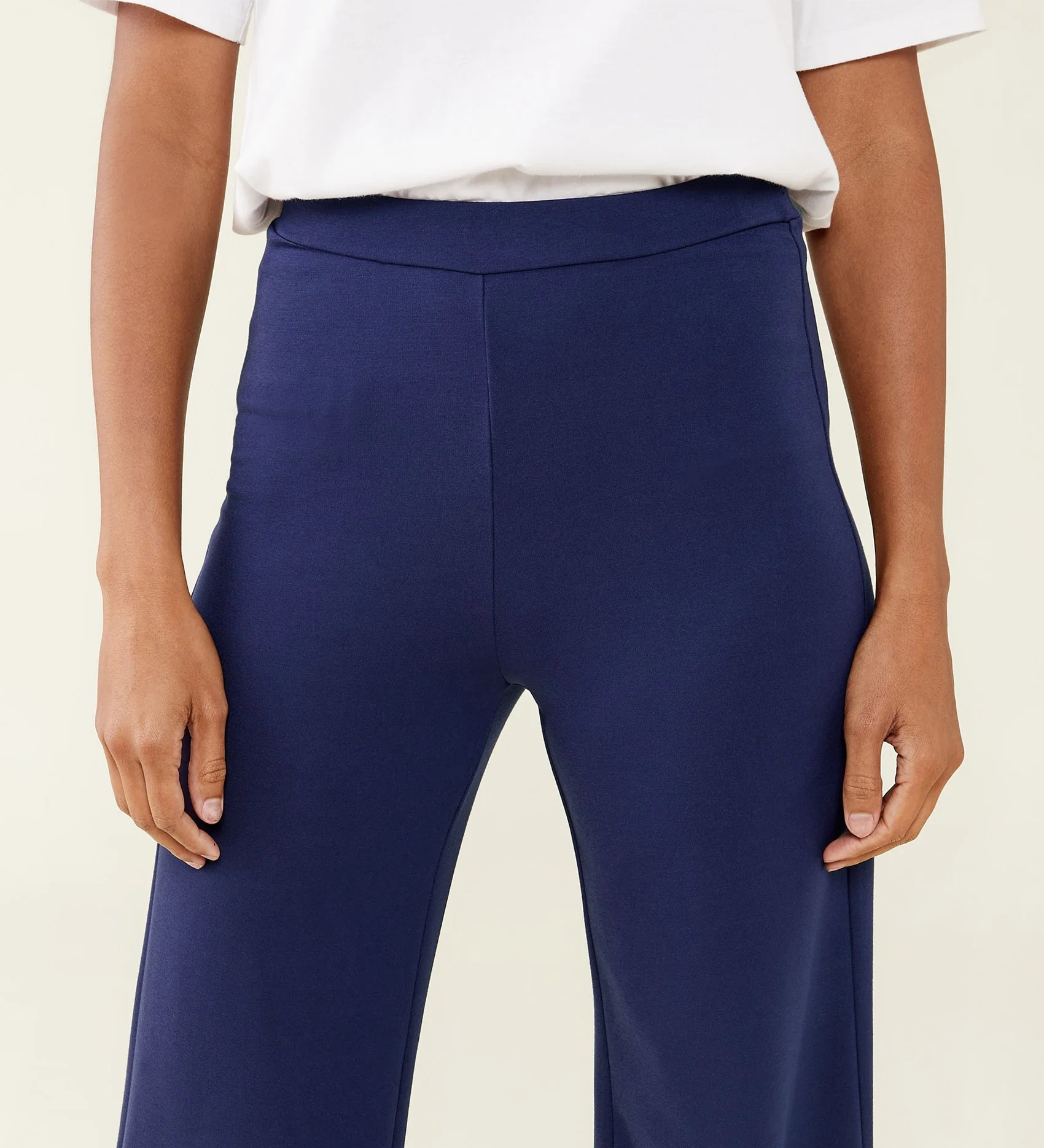 Reyna Navy Ponte Jersey Trousers - Image 3