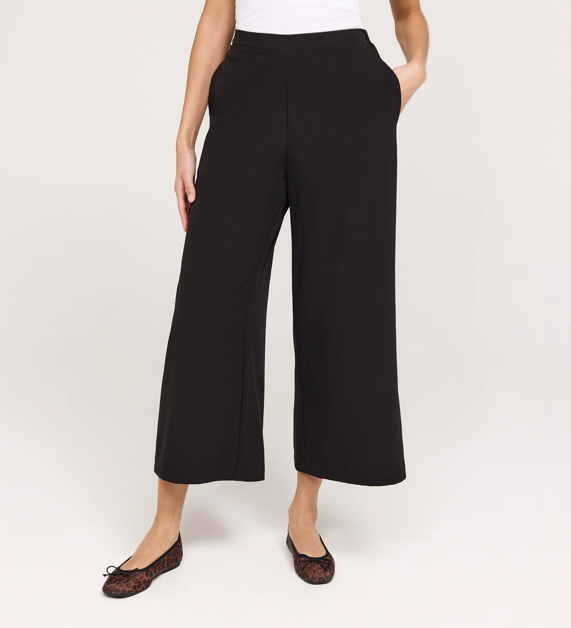 Simone Black Wide Leg Trousers - Image 2