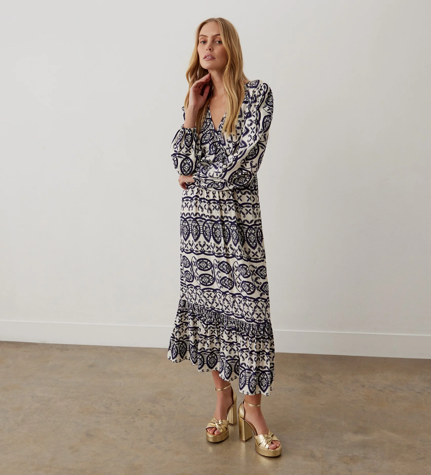 Suzie Navy Lattice Midi Dress - Image 3