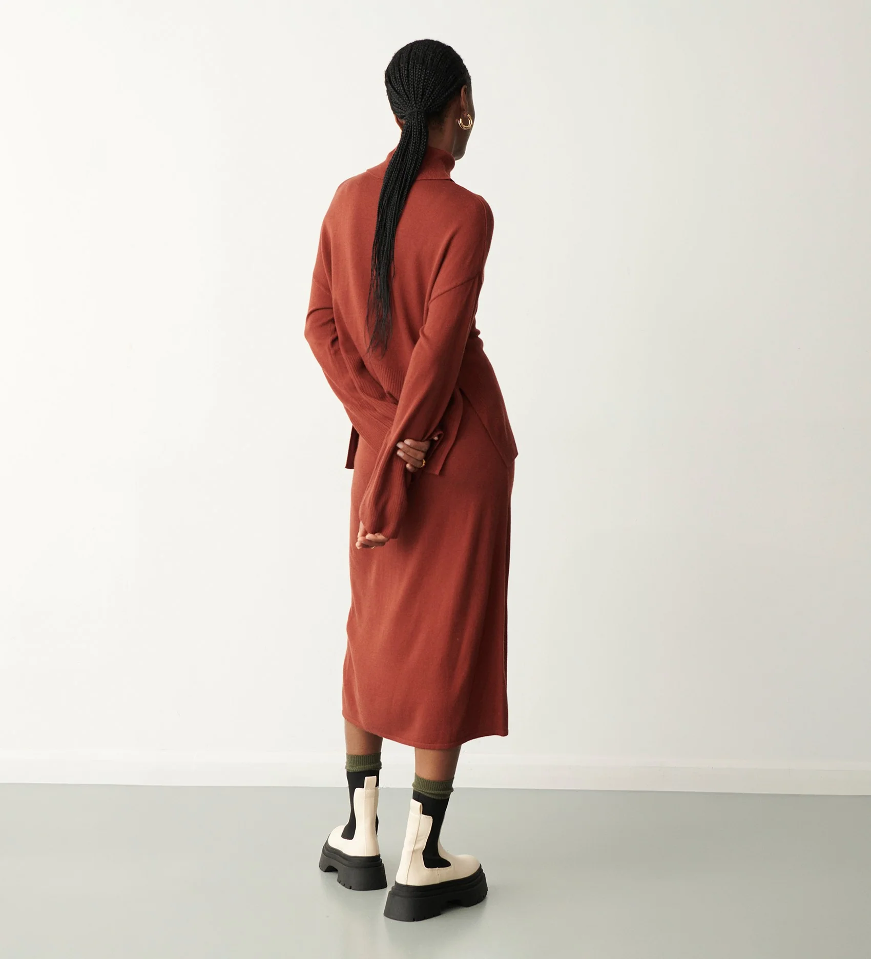 Thea Brick Knitted Midi Skirt - Image 6