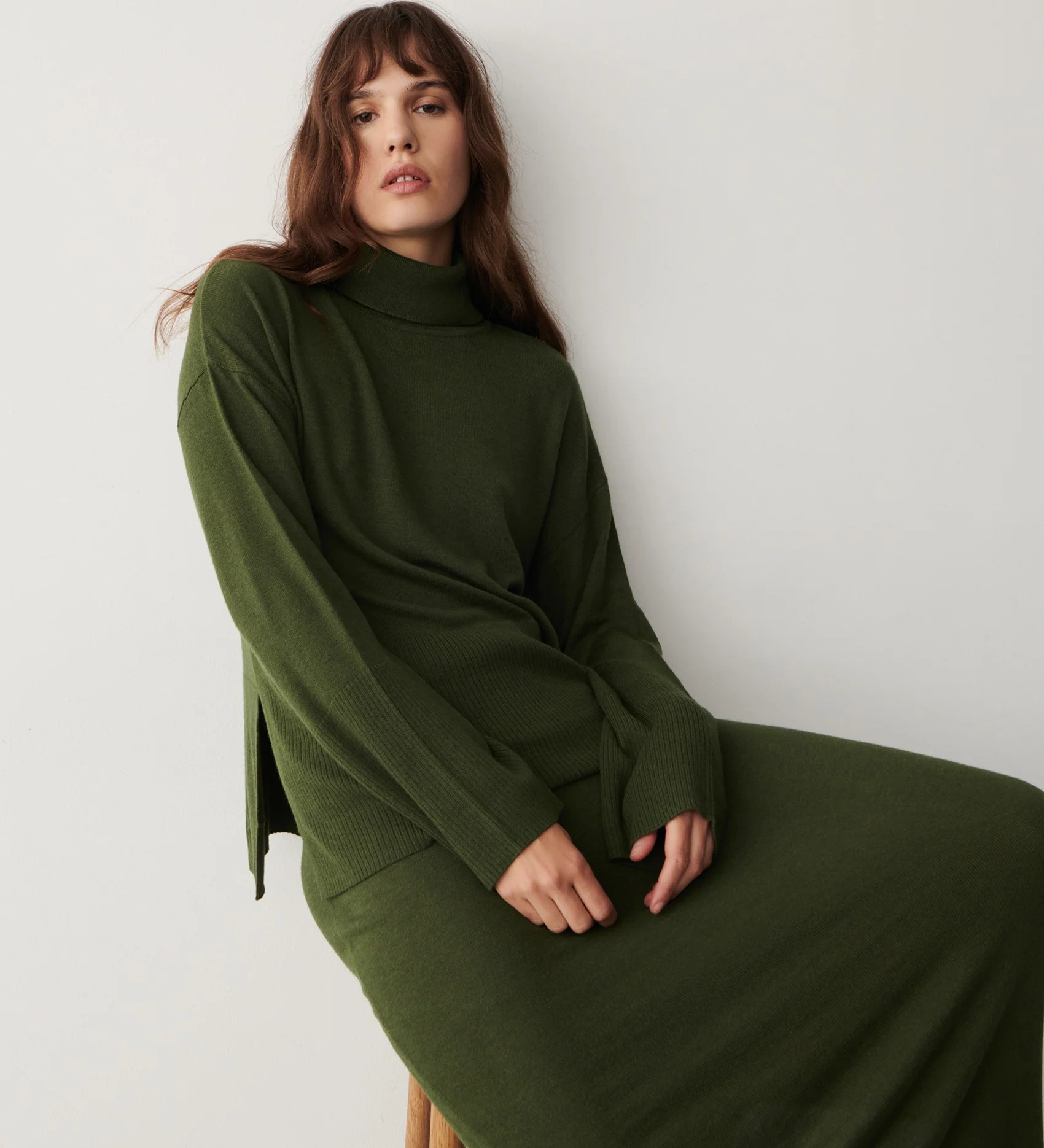 Thea Khaki Knitted Midi Skirt - Image 4