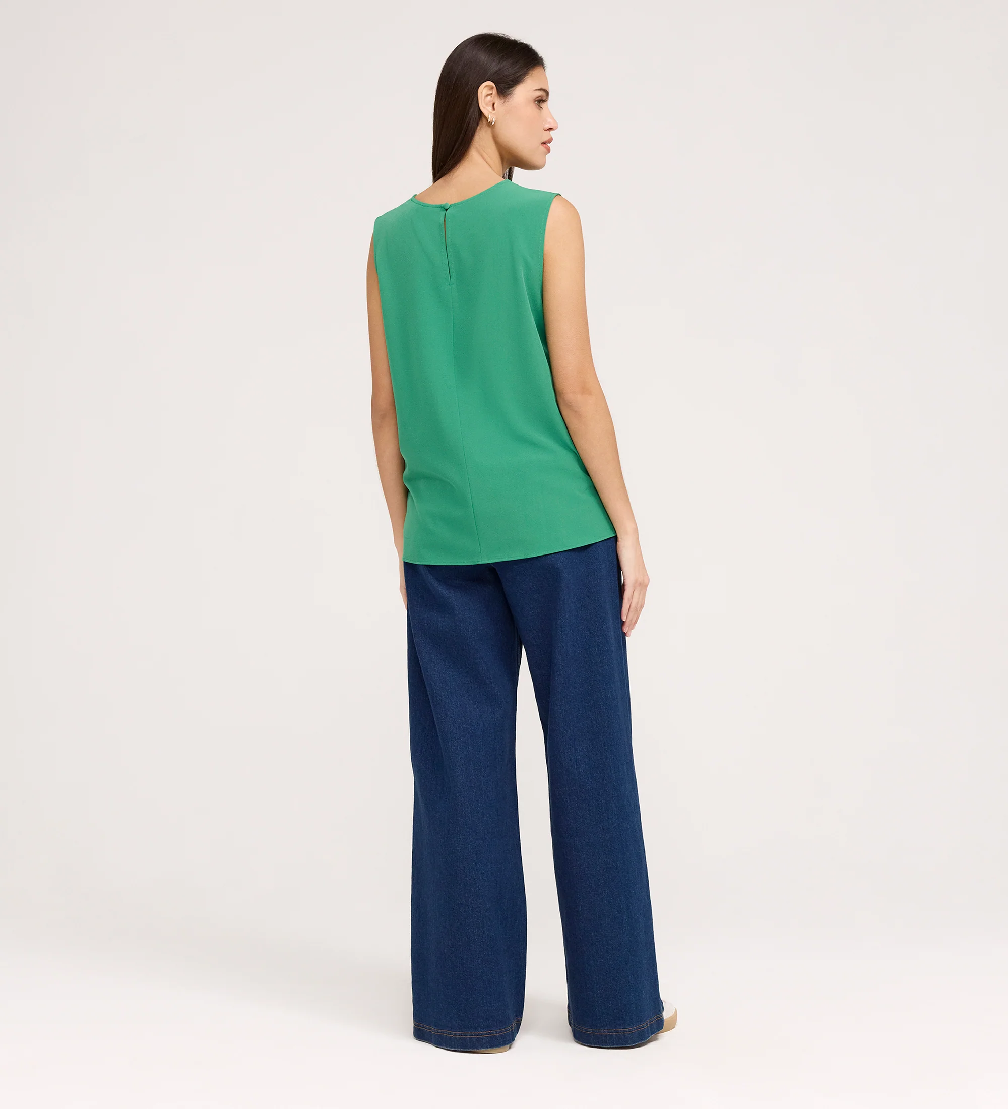 Vallie Green Round Neck Vest - Image 5