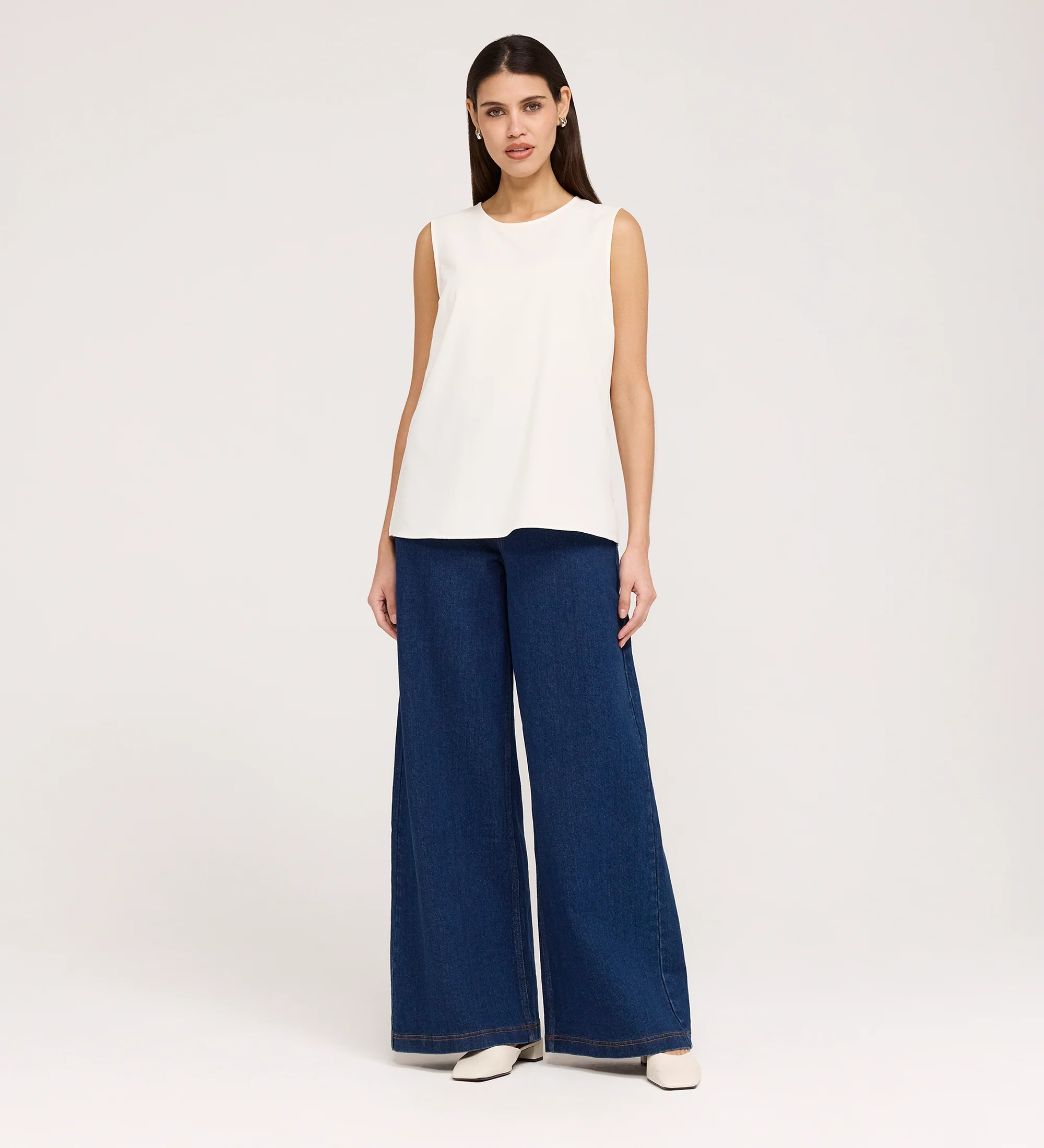 Vallie Ivory Round Neck Vest - Image 4